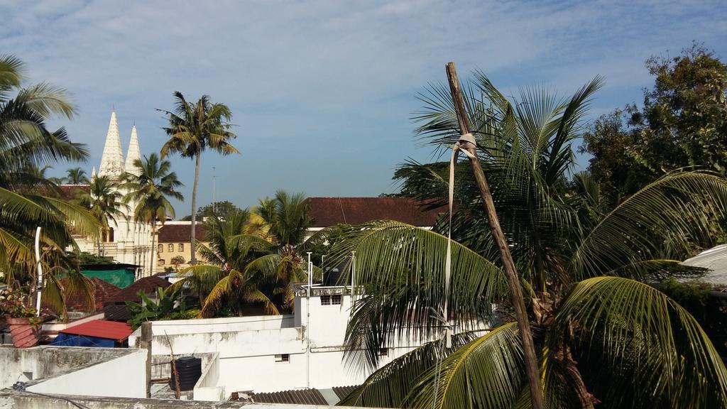 Niya Nest Homestay Kochi Εξωτερικό φωτογραφία