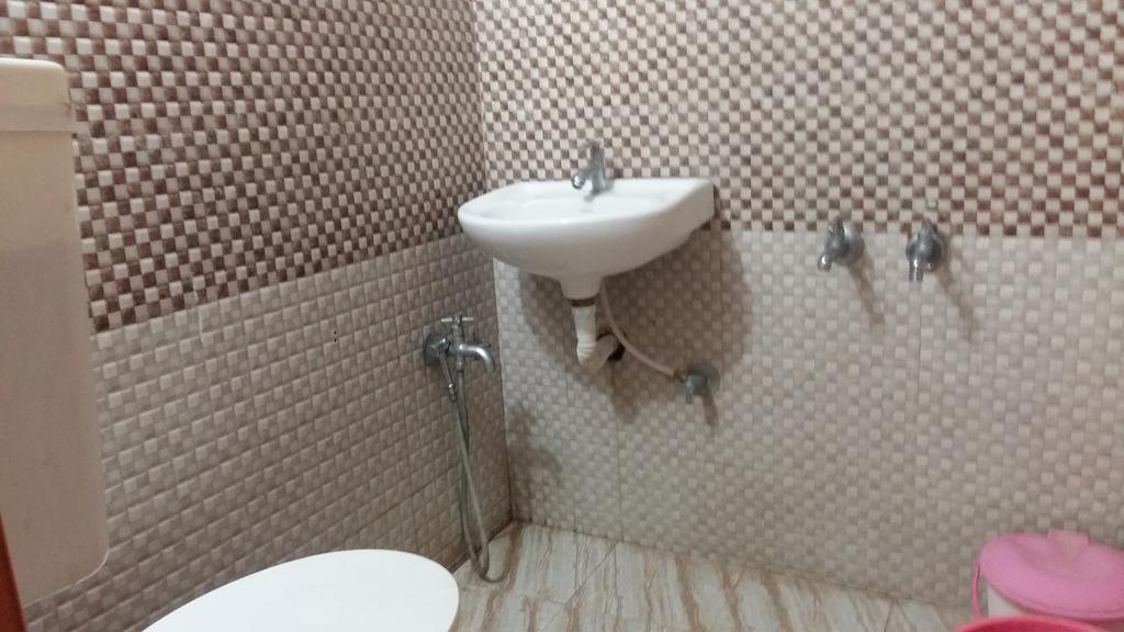 Niya Nest Homestay Kochi Εξωτερικό φωτογραφία